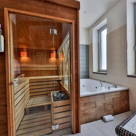 Atera Business Hotel