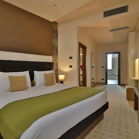 Hotel Atera Business 4*