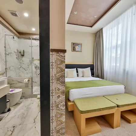 Atera Business Hotel Belgrado