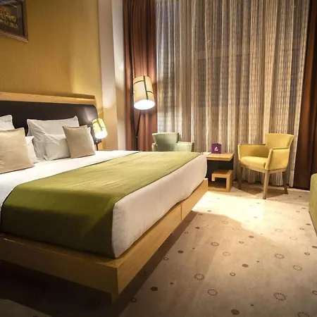 Atera Business Hotel Belgrado