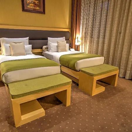 Atera Business 4*