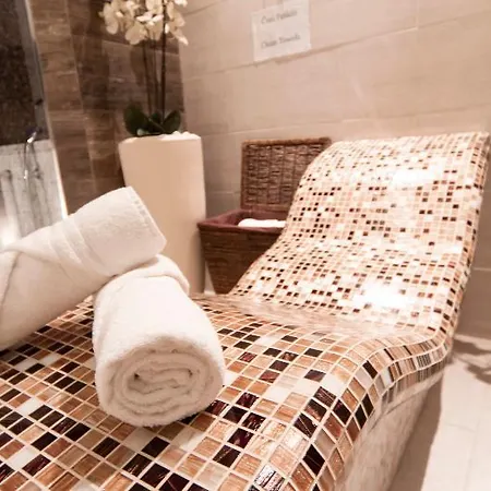 Atera Business Hotel